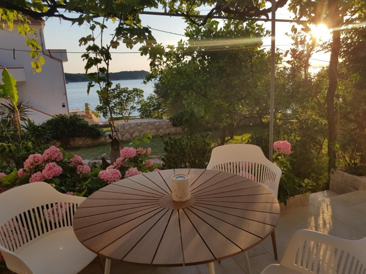 House Niva Apartment Supetarska Draga Luaran gambar