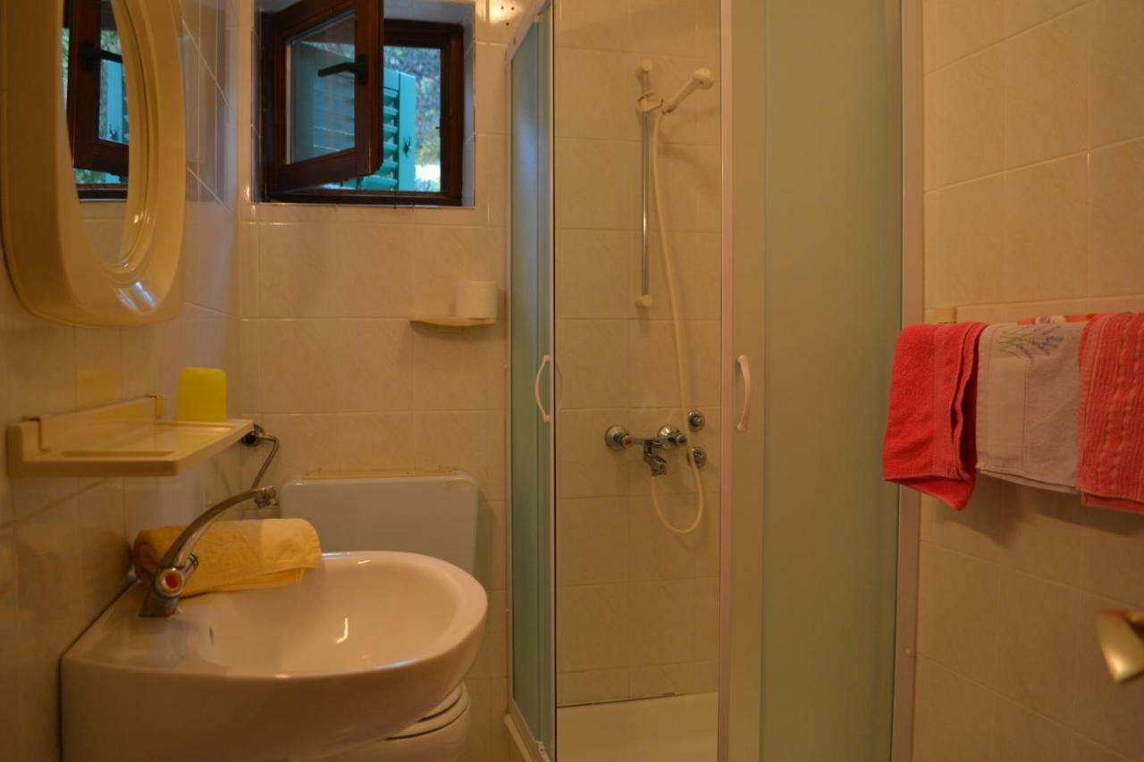 House Niva Apartment Supetarska Draga Luaran gambar